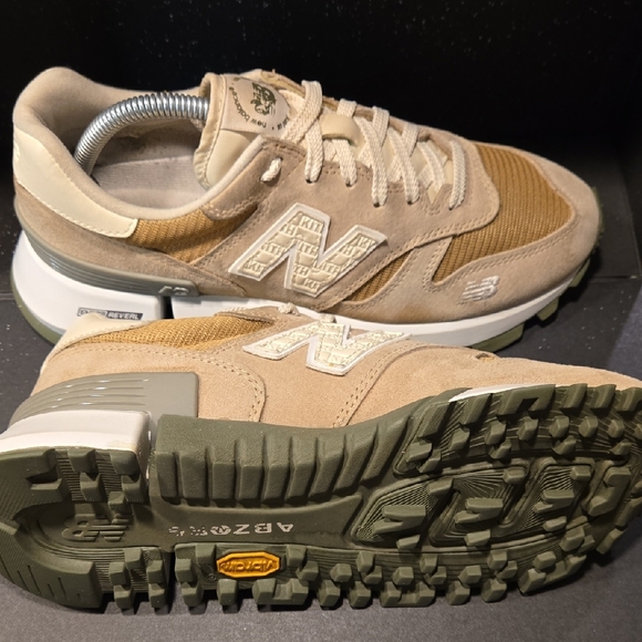 Ronnie Fieg Kith New Balance Men's Rc1300 10th Anniversary - Picture 12 of 13